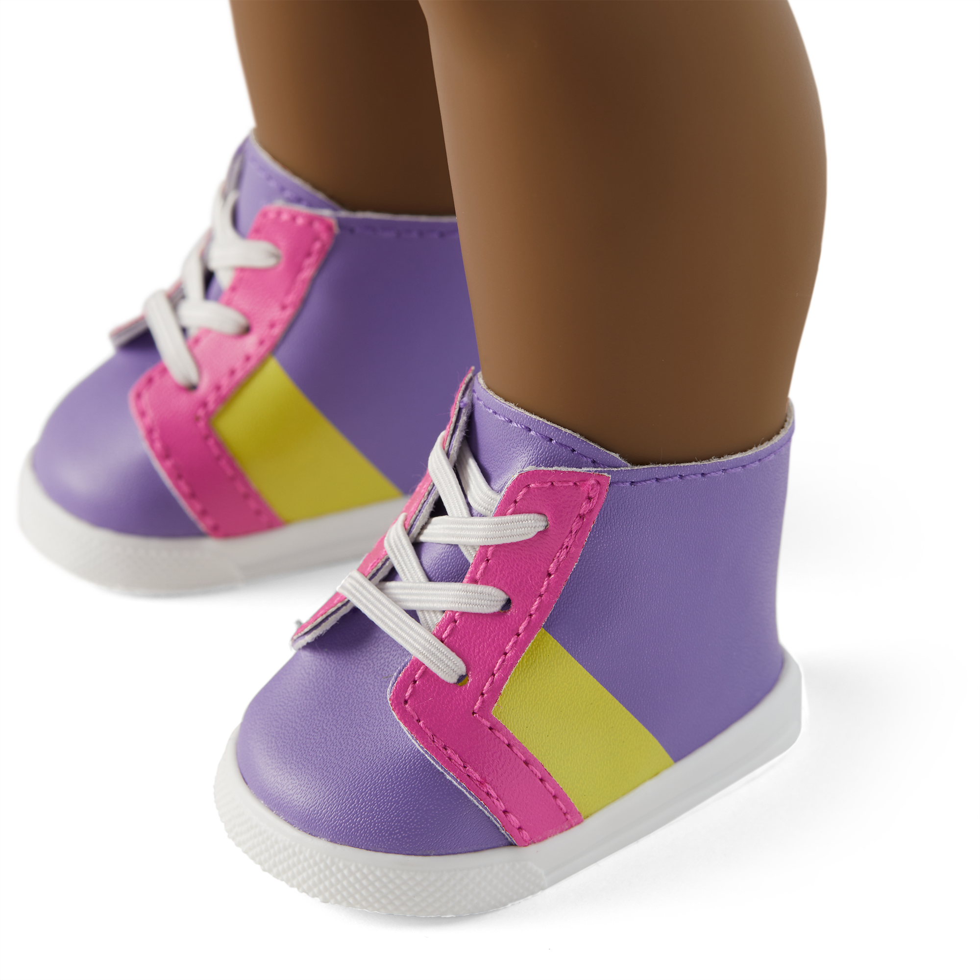 Truly Me 18-inch Doll #114 + Show Your Sporty Side Accessories - Image 6