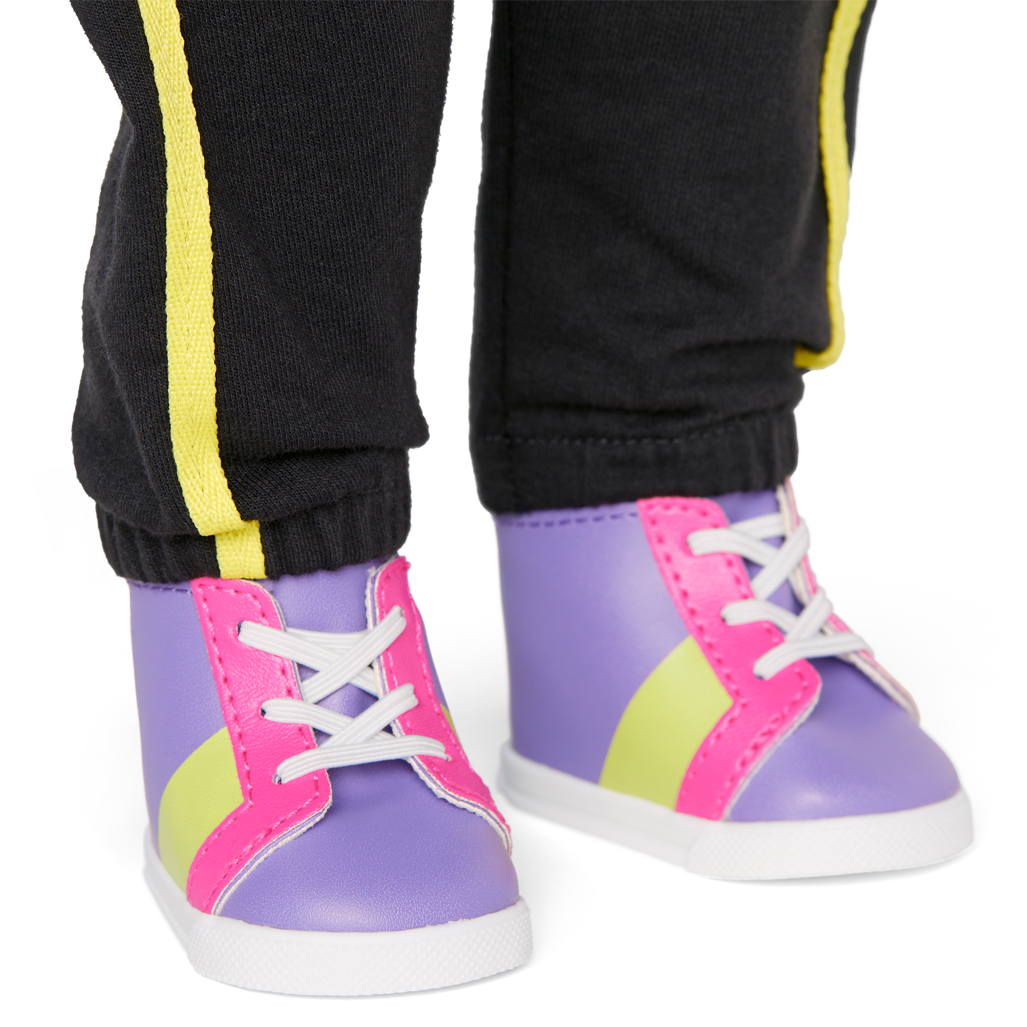 Truly Me 18-inch Doll #114 + Show Your Sporty Side Accessories - Image 9