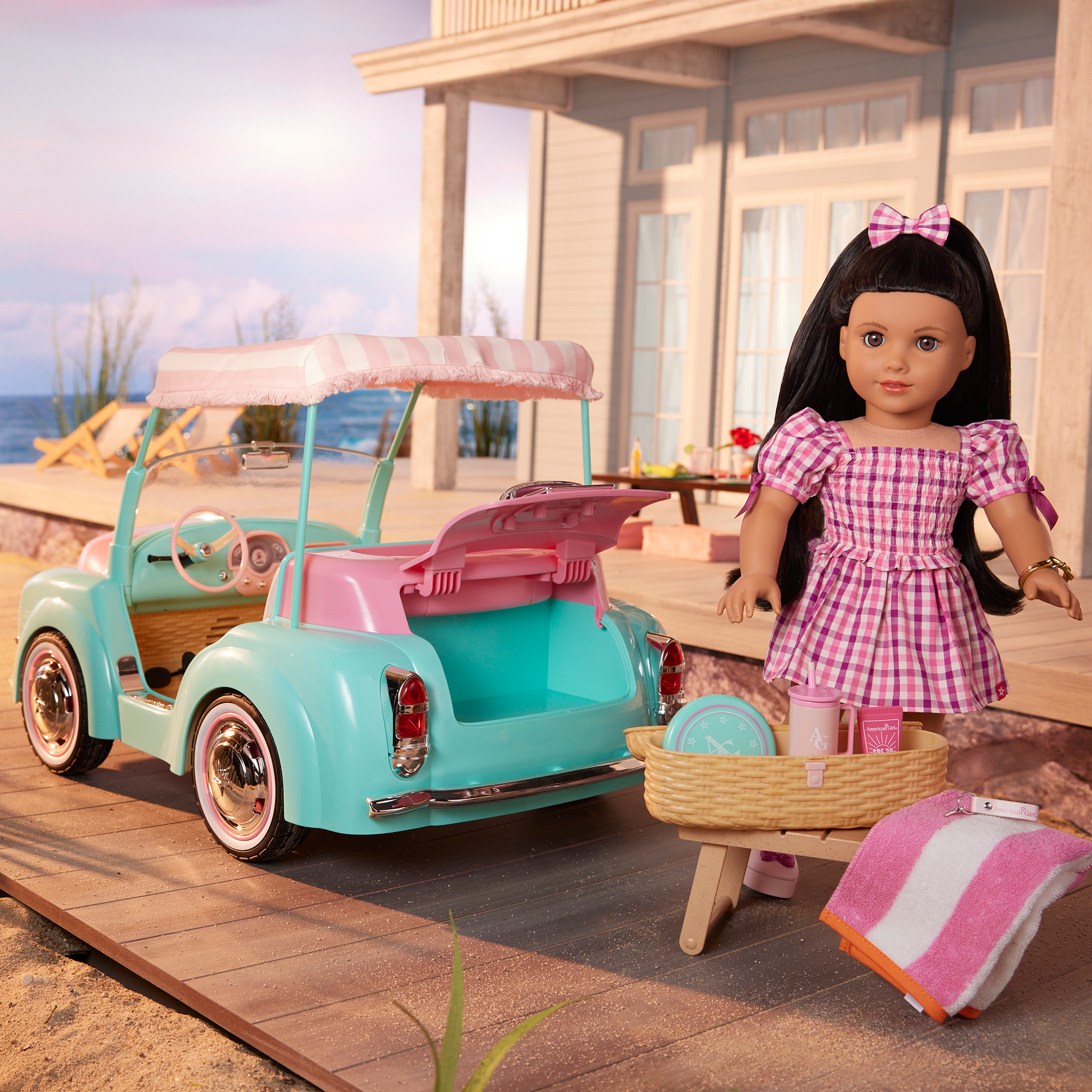 Raquel's Seaside Car for 18-inch Dolls (Girl of the Year 2026) - Image 21